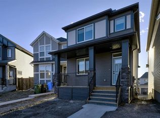 87 NE Legacy Reach Ct SE, Calgary, AB T2X5V2