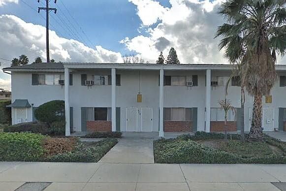 1st image of 474 E Cypress St APT 1