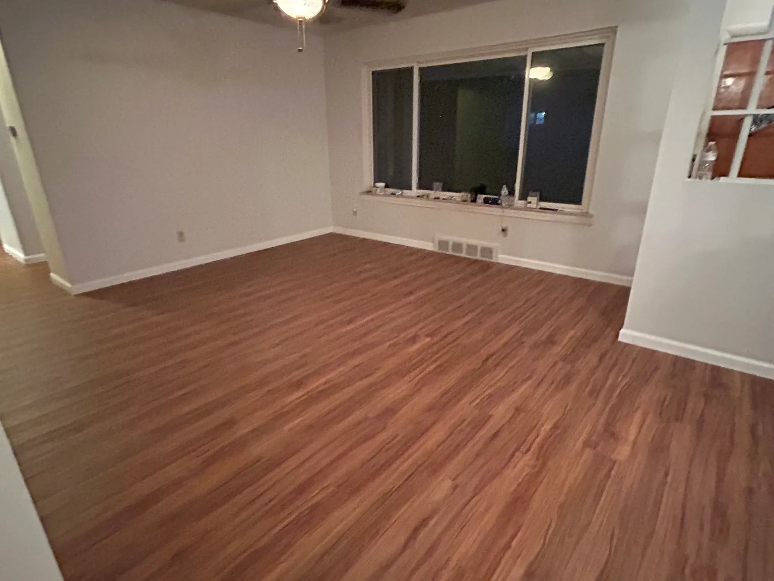 3 bed, 1.5 bath, 1109 sqft, $1,700 — Photo 2