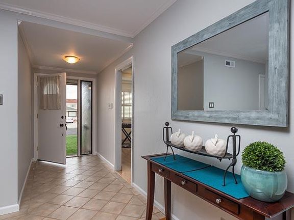3rd image of 425 Constitution Way