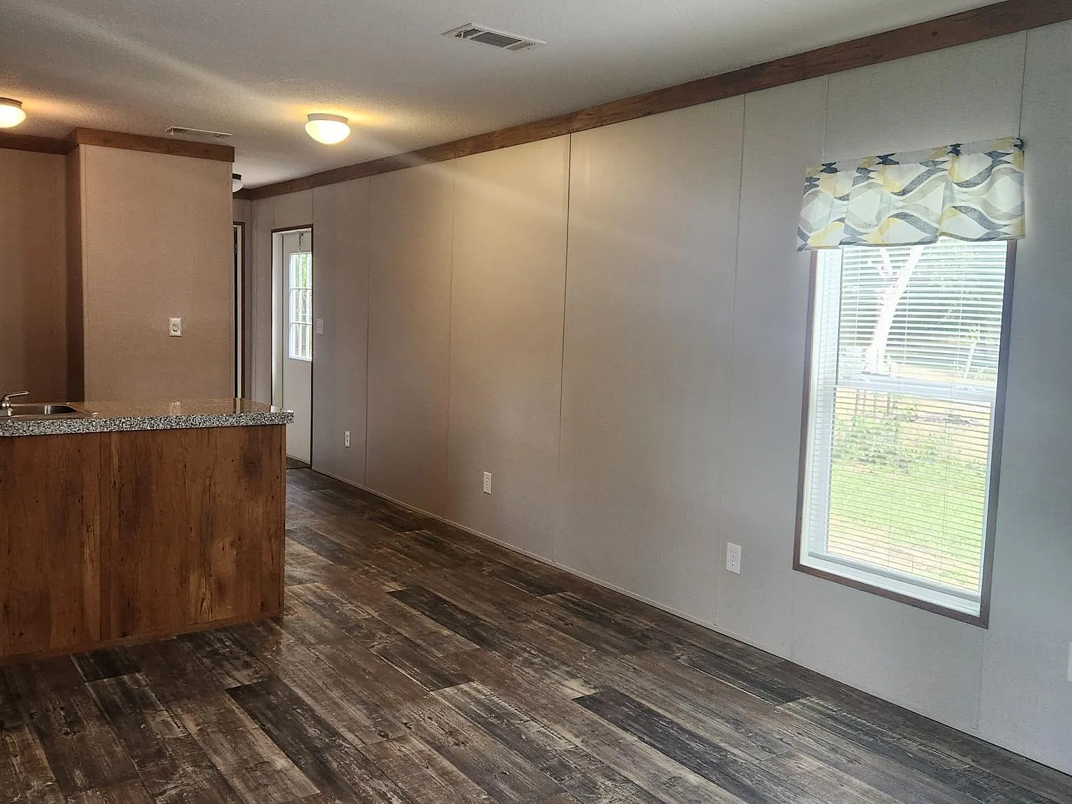 9337 S Starfish Ave — Photo 3