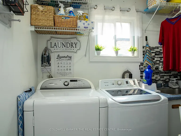 497 Grove St E — Photo 22