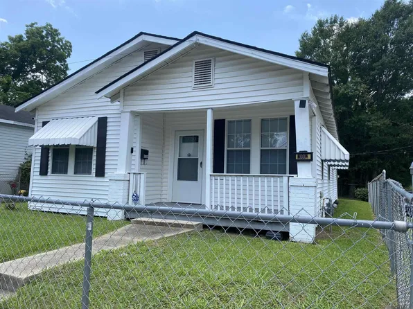 2002 Thomas H Delpit Dr, Baton Rouge, LA 70802