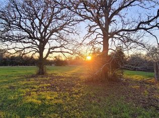 1164 Kickler Rd, Fayetteville, TX 78940