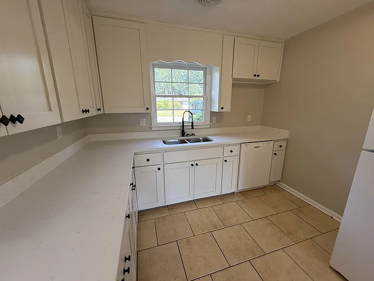 113 Lori Streetprattville — Photo 8