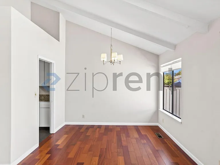 577 Manet Ter — Photo 10