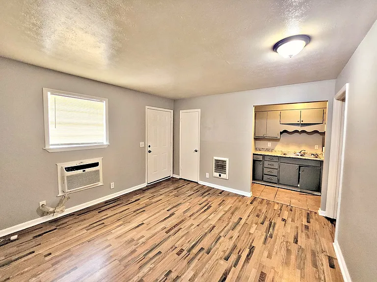 3900 Rucker Cir SW — Photo 23