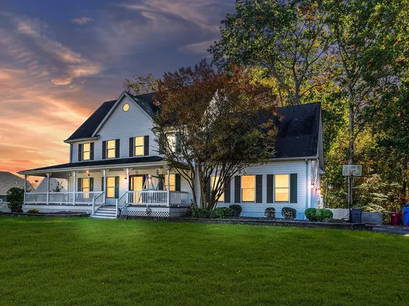 26 Pheasant Ln, La Plata, MD 20646