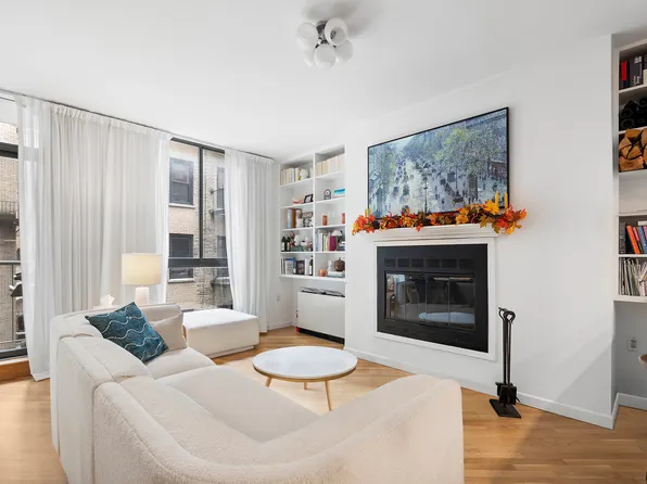 8 West 65th Street image 1 of 12