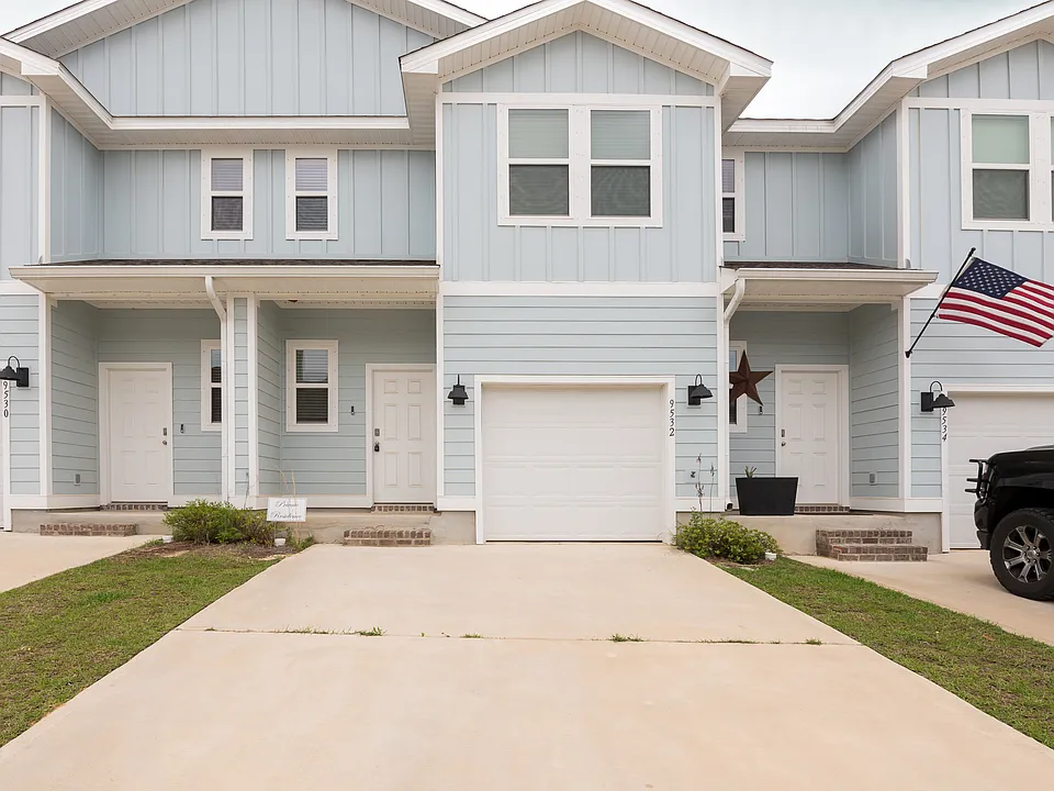 9532 Nature Creek Cir #1