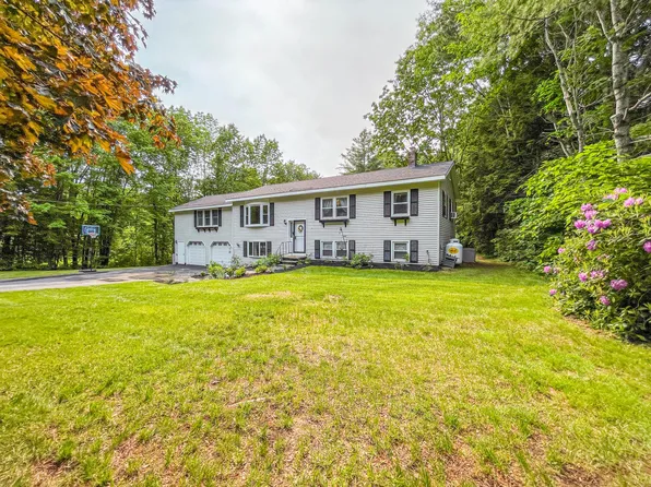 10 Adams Circle, Buxton, ME 04093