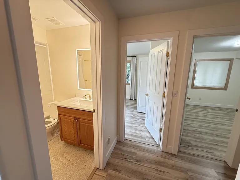 7439 Brook Hollow Loop Rd — Photo 15