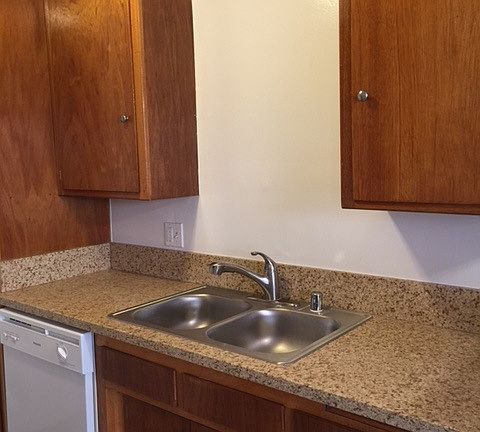 5th image of 1524 7th St APT 4
