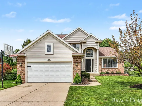 5453 Hartfield Ct SE, Ada, MI 49301