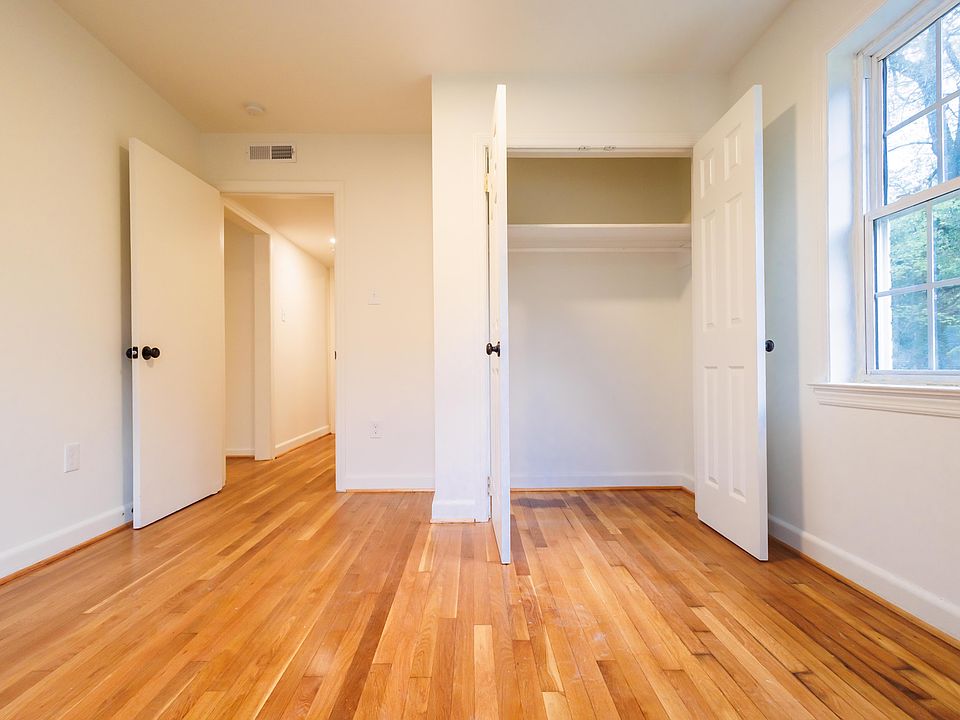 1st image of 1640 W Northwest Blvd #4