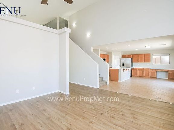 3rd image of 45470 W Windmill Dr