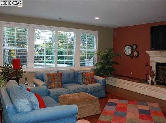 5th image of 621 Stevens Ct