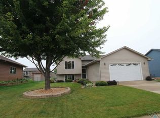 6001 S Cain Ave, Sioux Falls, SD 57106