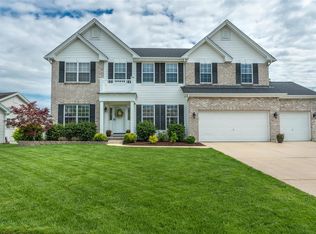 12 Macleod Ct, Dardenne Prairie, MO 63368