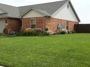 2213 Navajo Trl, Piqua, OH