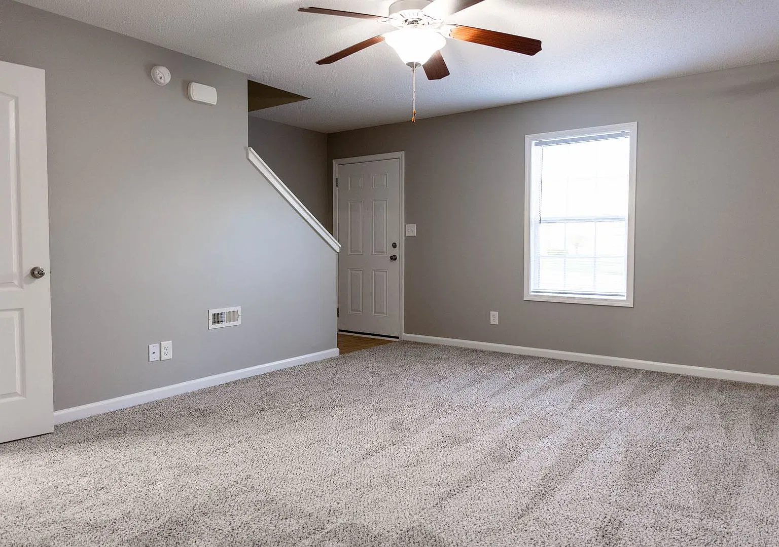 532 Patriot Park Ct. — Photo 4