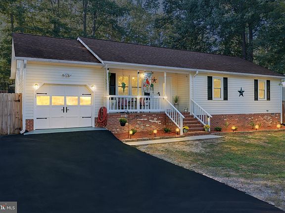 2nd image of 10503 Chesterwood Dr