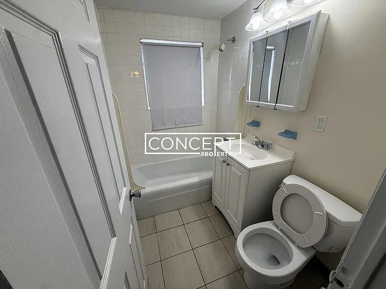 Dustin St — Photo 6