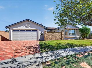 6121 Arrowhead Dr, Huntington Beach, CA 92647