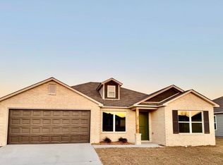 30 Fallen Oak Dr, Conway, AR 72032