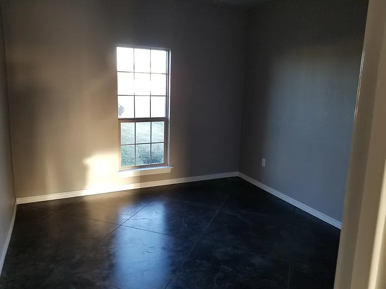 7710 Tradition Pkwy — Photo 4