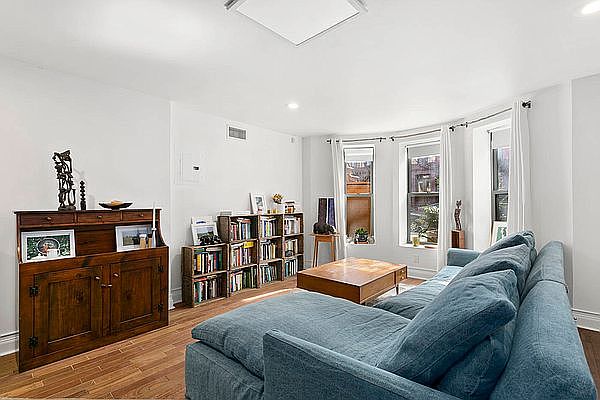 1st image of 407 2nd St #1