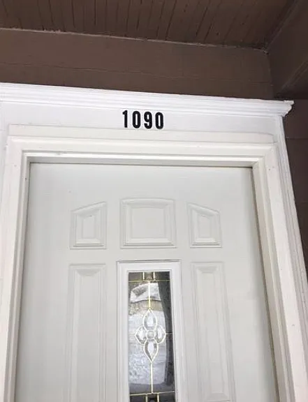 1090 Ross Ave #2 — Photo 4