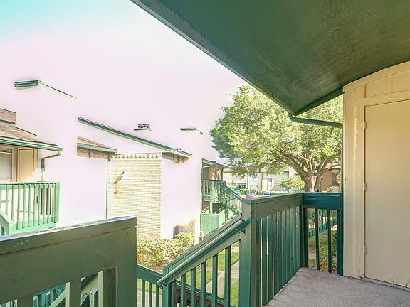 2nd image of 1516 Bay Area Blvd APT M6
