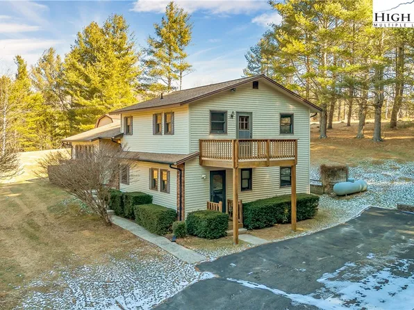 1324 Ripshin Road, Troutdale, VA 24378