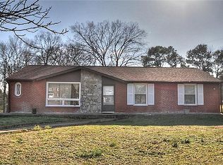 693 Harding Pl, Nashville, TN 37211