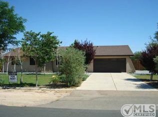 19618 Tonkawan Rd, Apple Valley, CA 92307