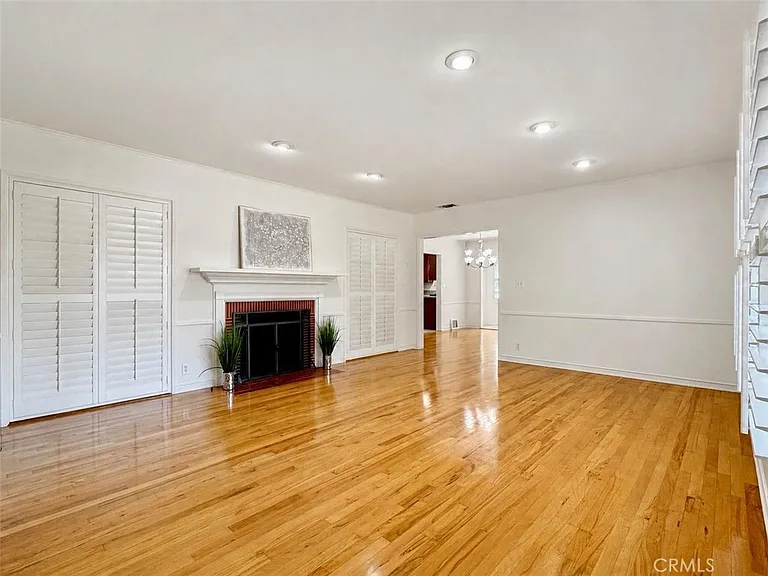 2845 Sheffield Rd — Photo 3