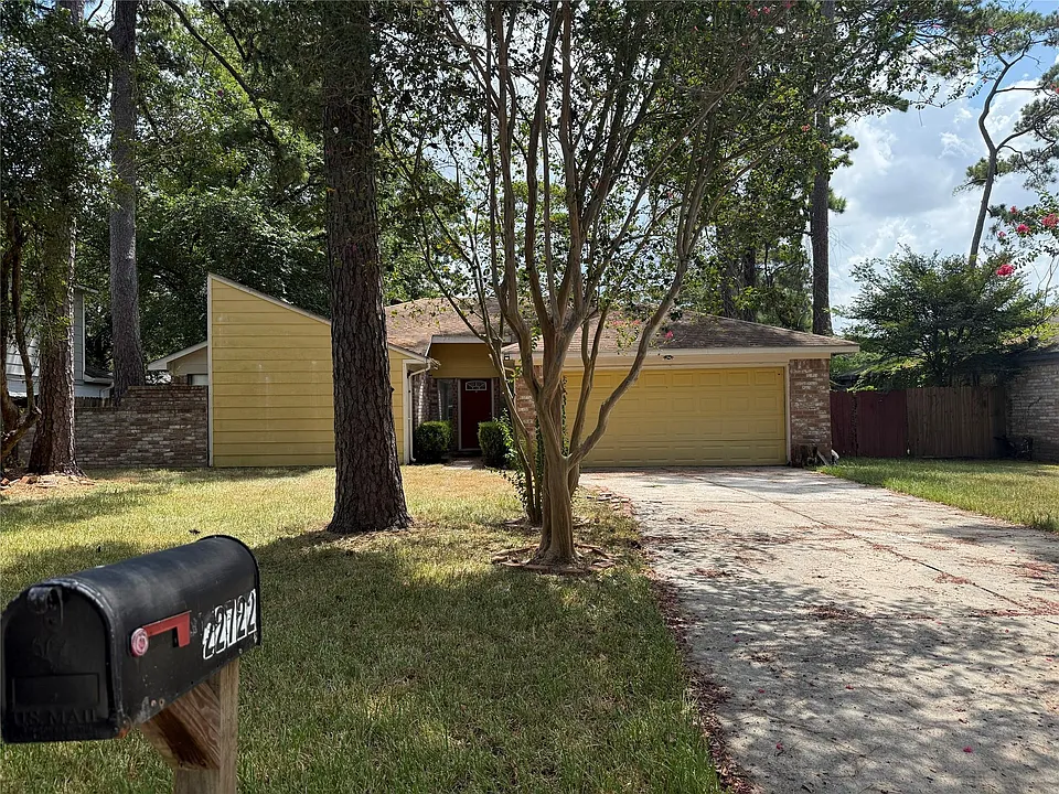 22722 Briarcreek Blvd