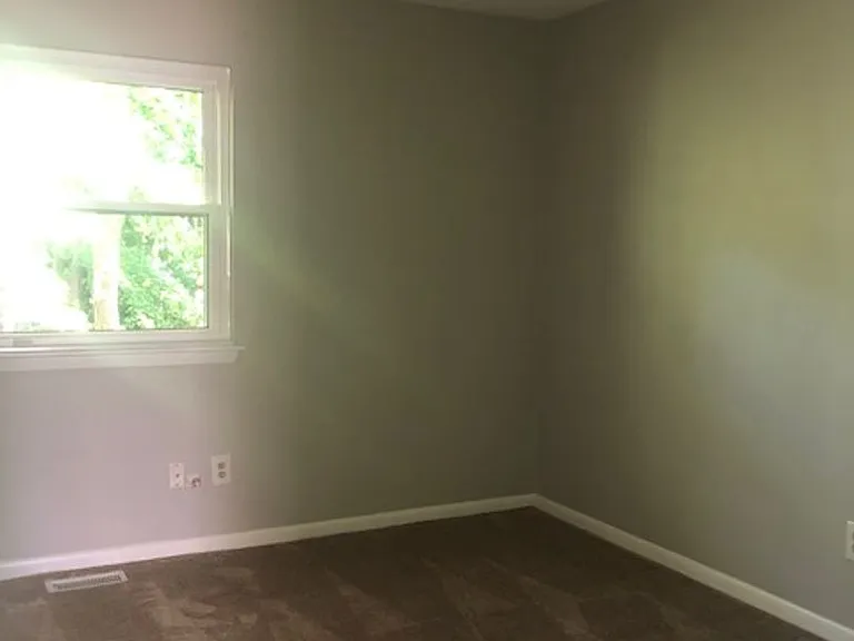 2312 Merl Cir — Photo 22