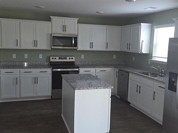 4th image of 2183 Elmridge Rd