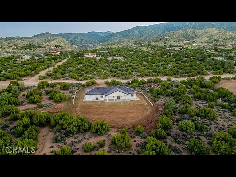 1114 Hollister Rd — Photo 13