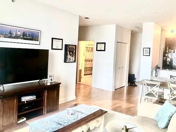3rd image of 100 E 14th St APT 2108