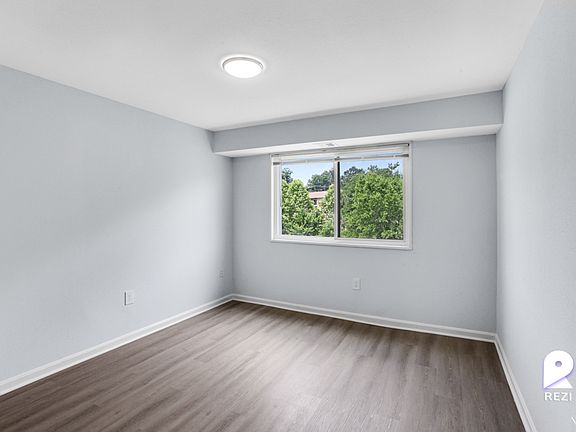 4th image of 6531 Hil Mar Dr