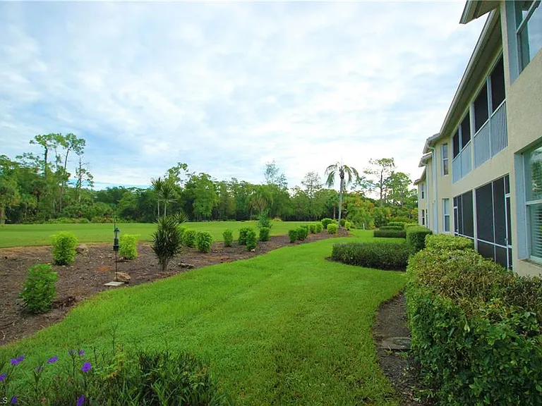 2925 Cypress Trace Cir #1-201 — Photo 19