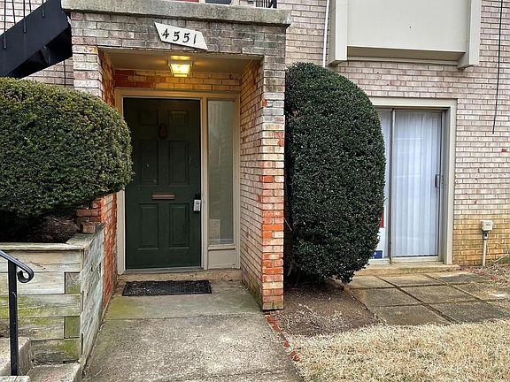 2nd image of 4551 Logsdon Dr #253