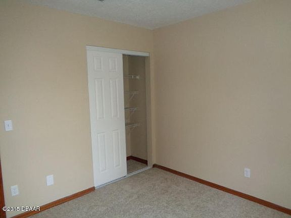 3rd image of 2522 Vista Palm Dr