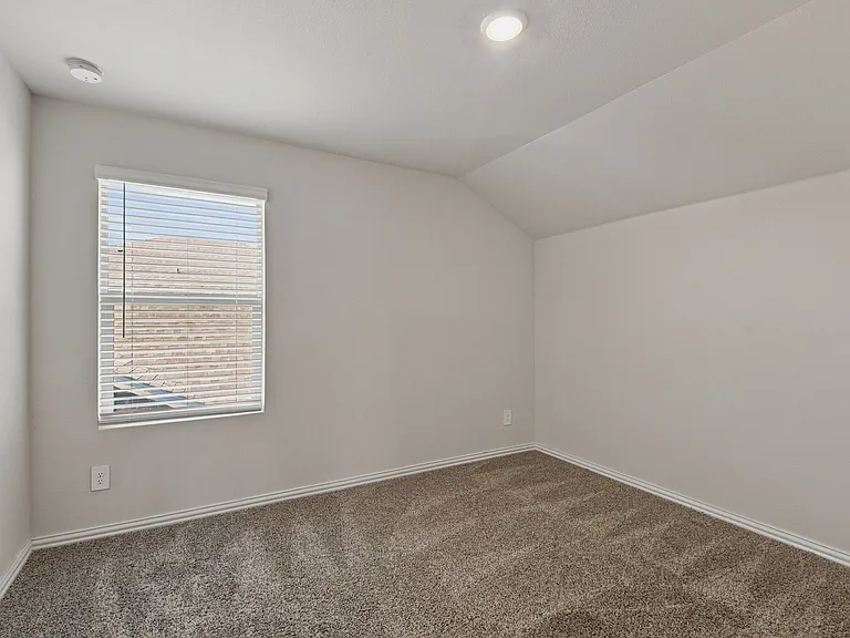 810 Honeydew Ln — Photo 38