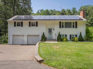 16 Hilltop Rd, Windsor, CT 06095