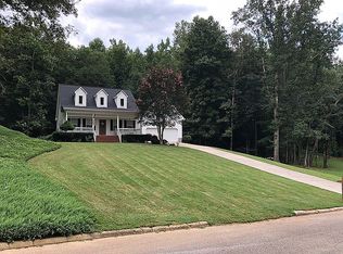 1408 Quail Run Dr, Roanoke, AL 36274