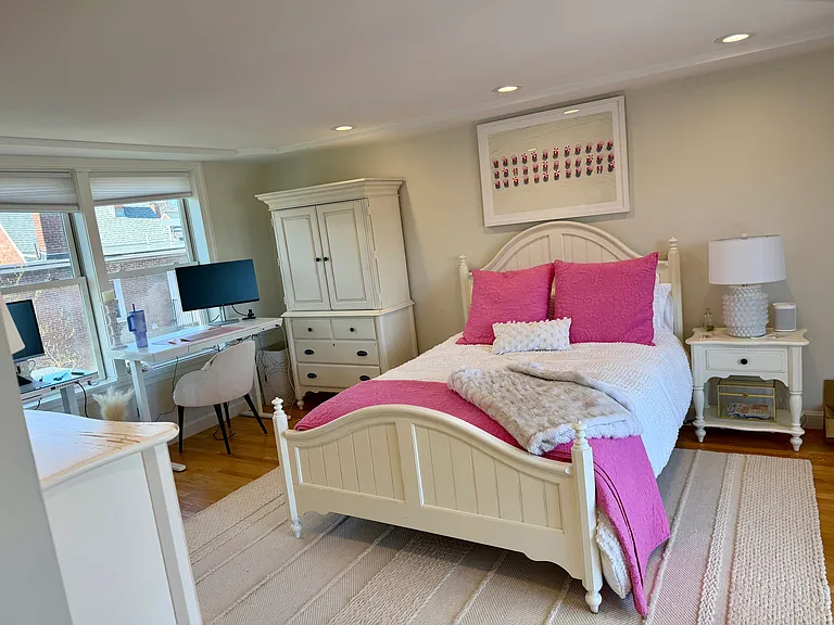 30 Liberty St #2 — Photo 11